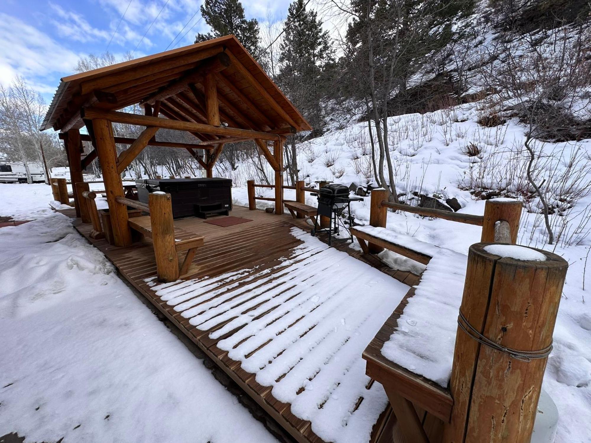 Ute Bluff Lodge, Cabins And Rv Park เซาธ์ฟอร์ค ภายนอก รูปภาพ